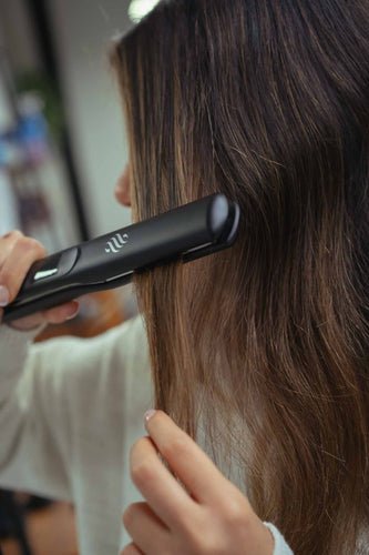 Wat is ionische technologie in haarstylingtools? - Ace & Taylor